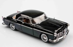 Motormax 1955 Chrysler C300 1:24 diecast model araba