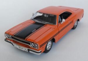 Maisto Plymouth GTX 1:25 ölçek diecast model araba