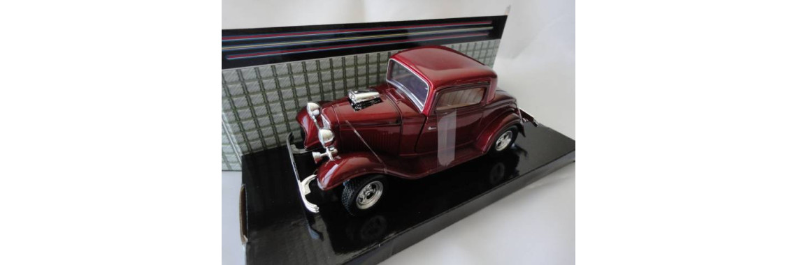 Maket Araba 1932 Ford Motormax 1:24 Ölçek Model