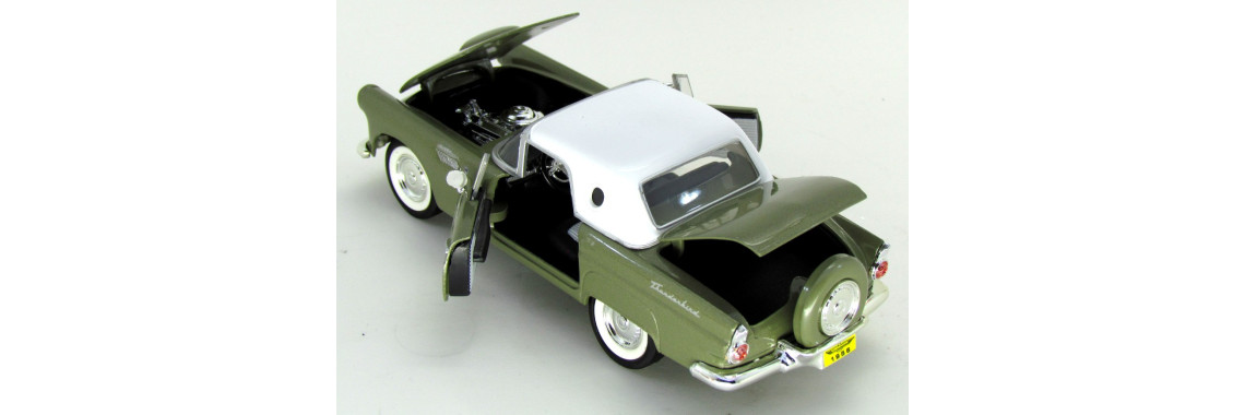 1956 Ford Thunderbird Motormax 1:24 Diecast Model Araba