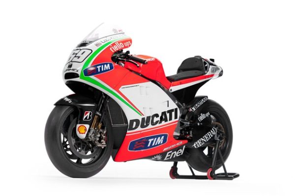Maisto Ducati Desmosedici GP12 Nicky Hayden 1:18 Ölçek Motosiklet
