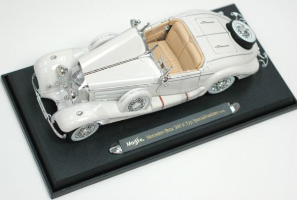 1936 MERCEDES BENZ 500K SPECIAL ROADSTER WHITE 1/18 SCALE DIECAST CAR MODEL BY MAISTO 36055