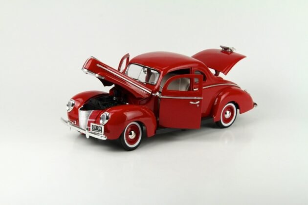 Motormax 1940 Ford Deluxe 1:18 ölçek model araba