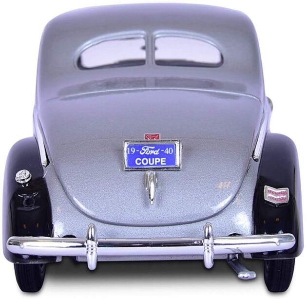 Motormax 1940 Ford Deluxe 1:18 ölçek model araba