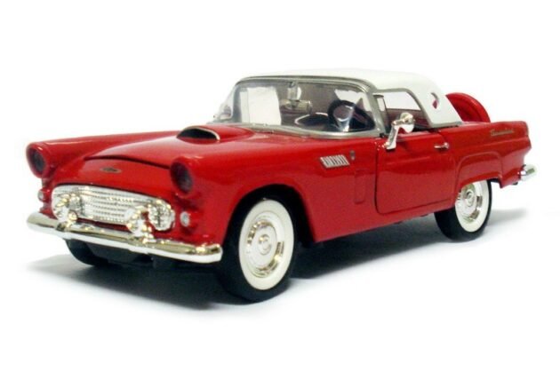 Motormax 1956 Ford thunderbird 1:24 diecast model araba | Hayran Model
