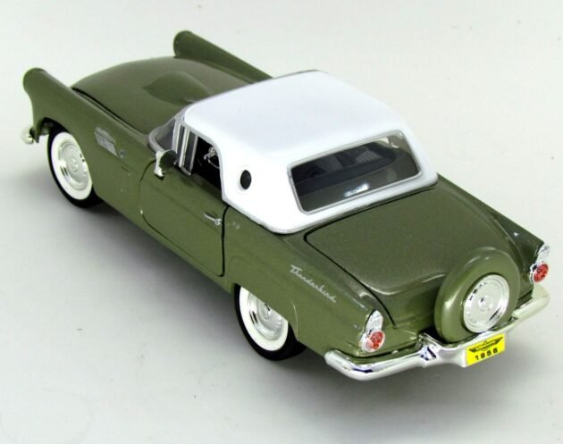 Motormax 1956 Ford thunderbird 1:24 diecast model araba | Hayran Model