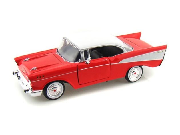 Motormax 1957 Chevrolet Chevy Bel Air 1:24 diecast model araba