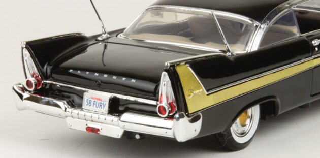 Motormax 1958 Plymouth Fury 1:18 ölçek diecast model araba - Görsel 4