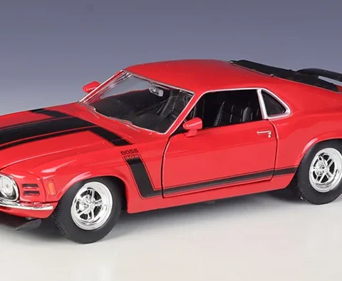 1970 Ford Mustang Boss 302 1:24 diecast model araba