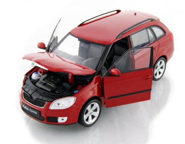 Skoda Fabia Combi 2 Welly 1:24 diecast model araba | Hayran Model