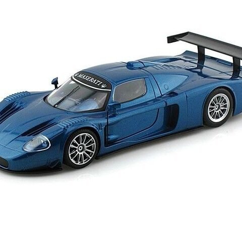 Motormax Maserati MC 12 Corsa 1:24 diecast model araba