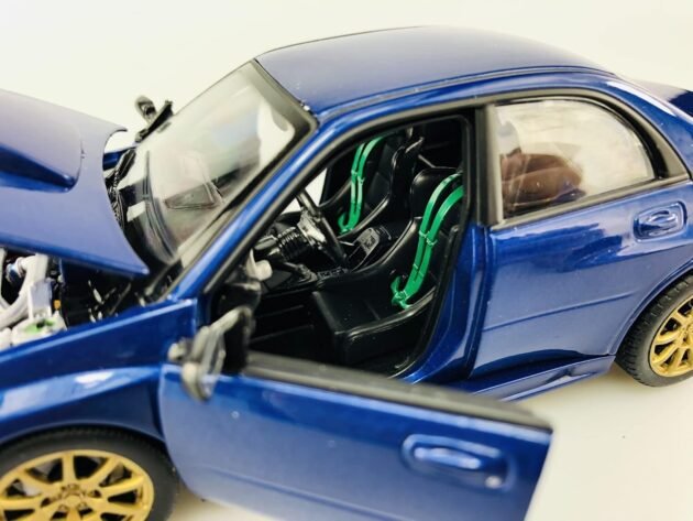 Welly Subaru Impreza WRX STI 1:24 ölçek diecast model araba