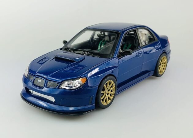 Welly Subaru Impreza WRX STI 1:24 ölçek diecast model araba