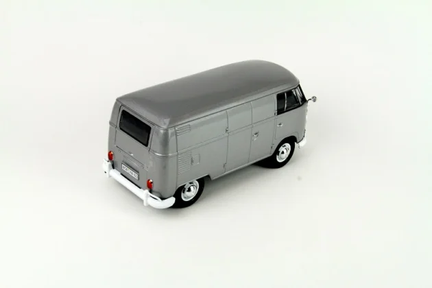 Volkswagen T1 delivery van 1:24 motormax diecast model araba