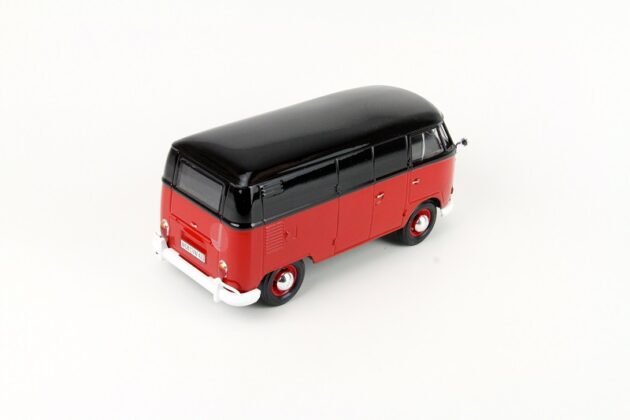 Volkswagen T1 delivery van 1:24 motormax diecast model araba