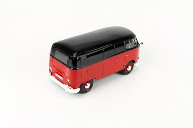 Volkswagen T1 delivery van 1:24 motormax diecast model araba
