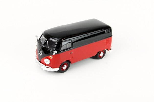 Volkswagen T1 delivery van 1:24 motormax diecast model araba