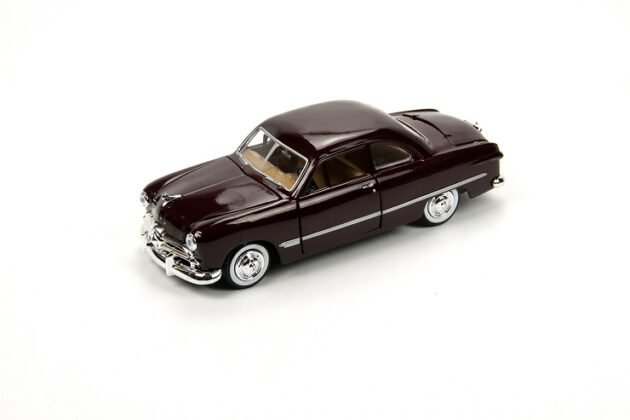 Motormax 1949 Ford Coupe 1:24 koleksiyonluk metal model