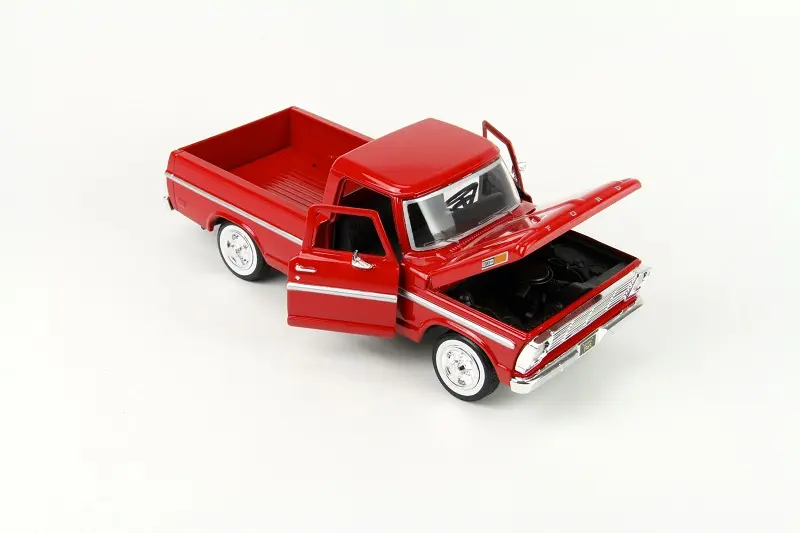 Motormax 1969 Ford F-100 Pickup 1:24 koleksiyonluk model araba