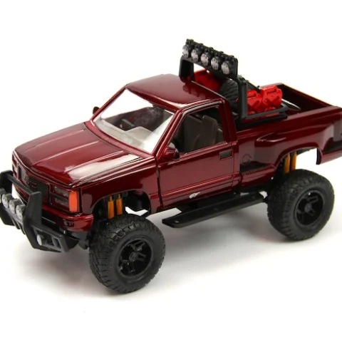 Motormax GMC Sierra GT Pickup 1992 kırmızı 1:24 ölçek diecast model araba