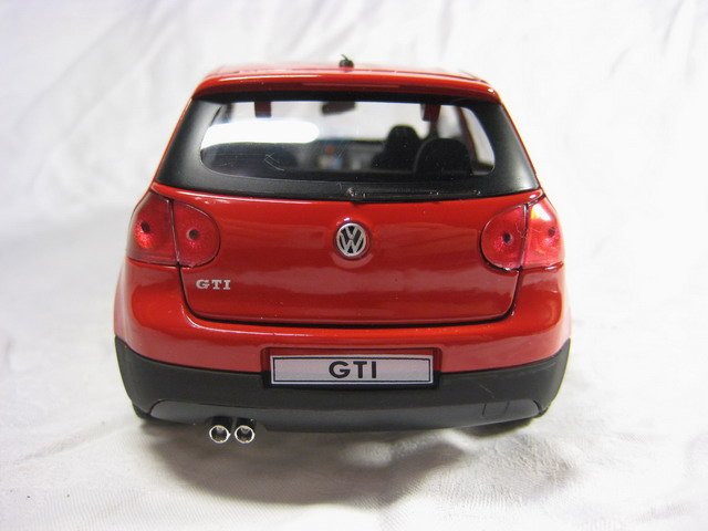 Golf GTI 1:24 ölçek Cararama diecast metal model araba
