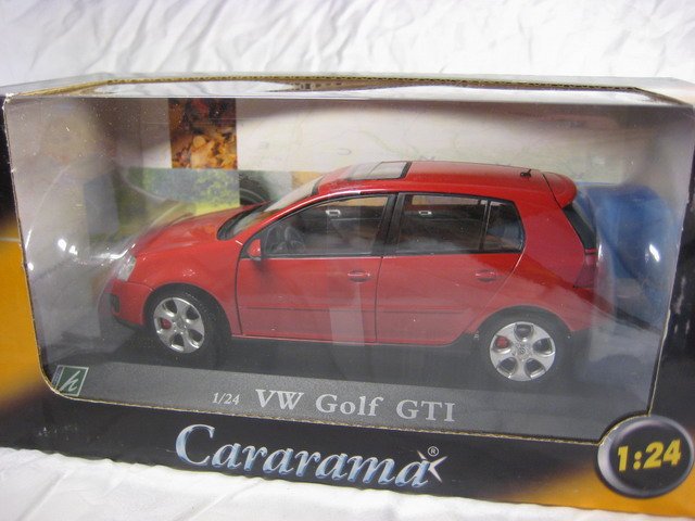 Golf GTI 1:24 ölçek Cararama diecast metal model araba