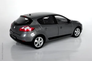 2009 Renault Megane 1:24 ölçek Welly diecast metal model araba