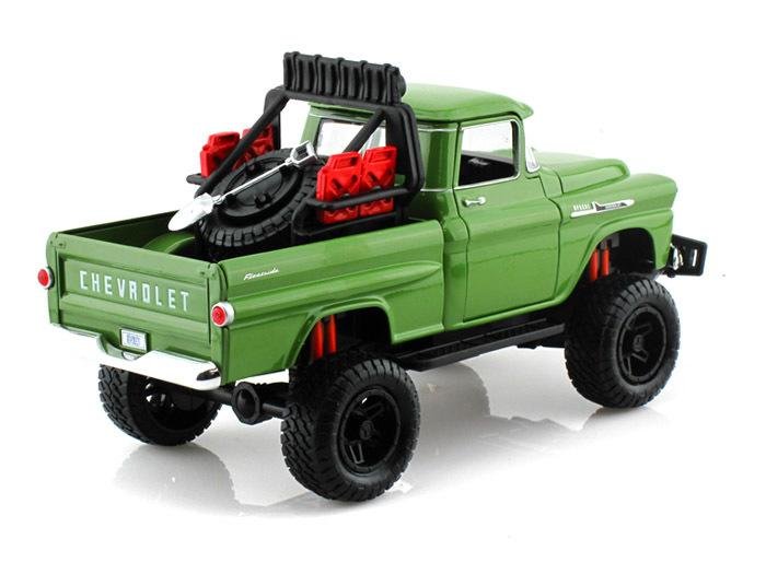 Motormax Chevrolet Apache Pickup Off Road 1/24 Model Araba