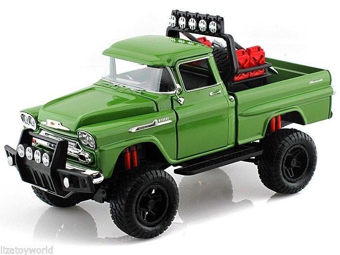 Motormax Chevrolet Apache Pickup Off Road 1/24 Model Araba