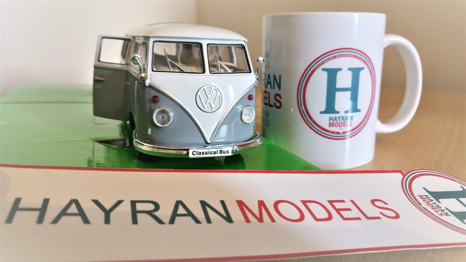 Welly 1963 Volkswagen T1 Bus 1:24 Nex Models diecast model araba