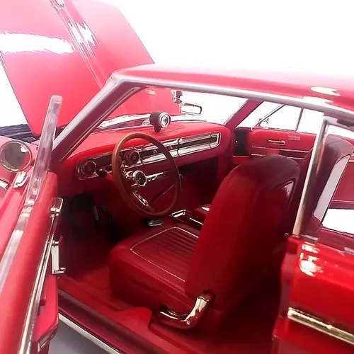 1964 Ford Falcon 1:18 Ölçek Road Signature Diecast Model Araba