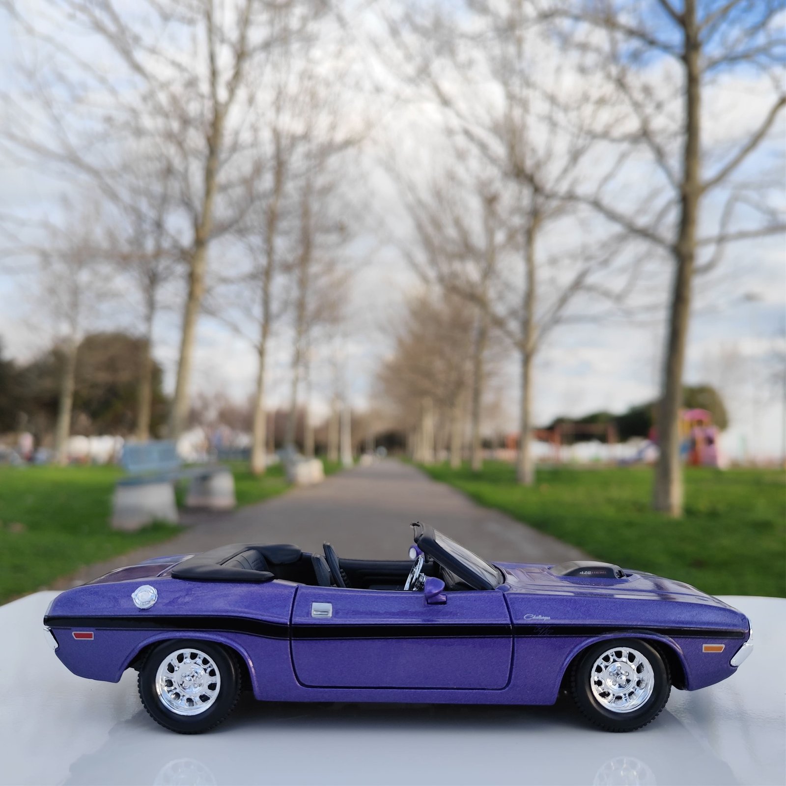 Maisto 1:24 Dodge Challenger R/T Convertible Diecast Model Araba