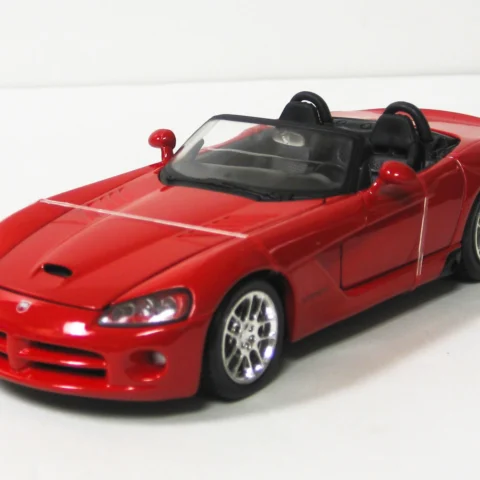 Maisto 1:18 2003 Dodge Viper SRT-10 diecast model araba