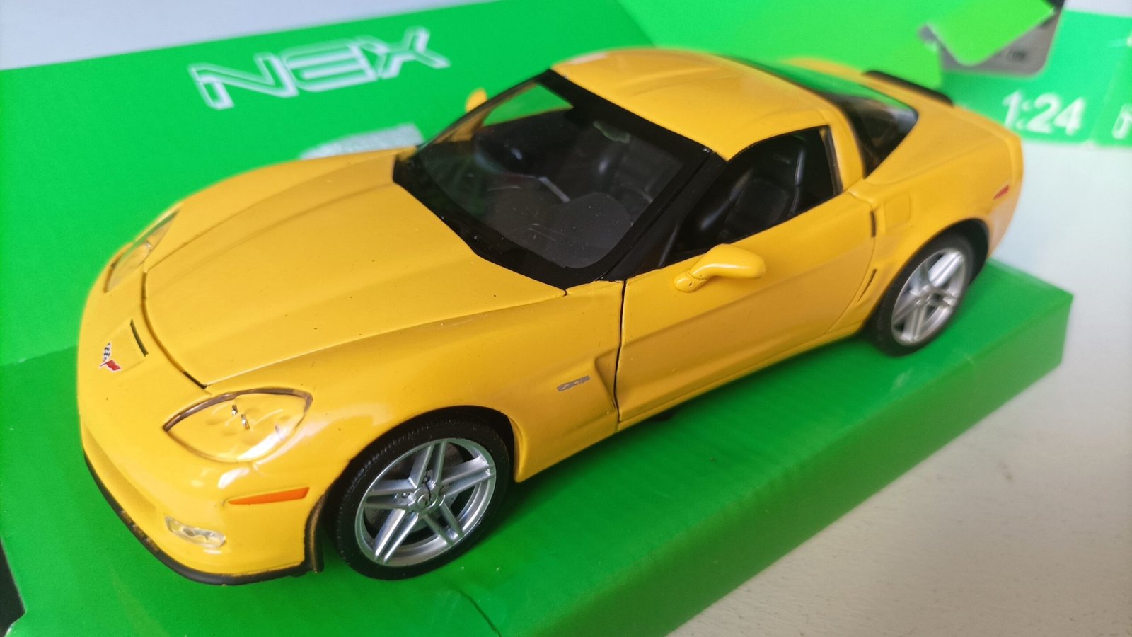 Welly 2007 Chevrolet Corvette Z06 1:24 Ölçek Diecast Metal Maket Araç